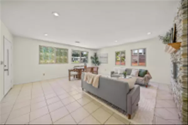 El Cajon, CA 92021,1333 Clove St