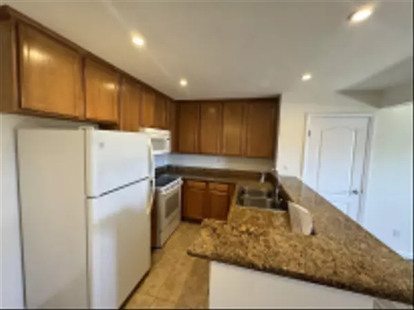 3454 Castle Glen Dr #123, San Diego, CA 92123