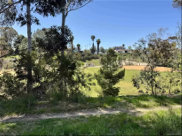 San Diego, CA 92123,3454 Castle Glen Dr #123