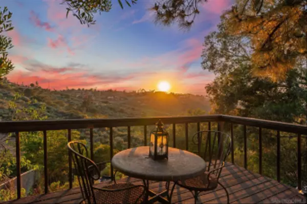 Poway, CA 92064,17758 Del Paso Drive
