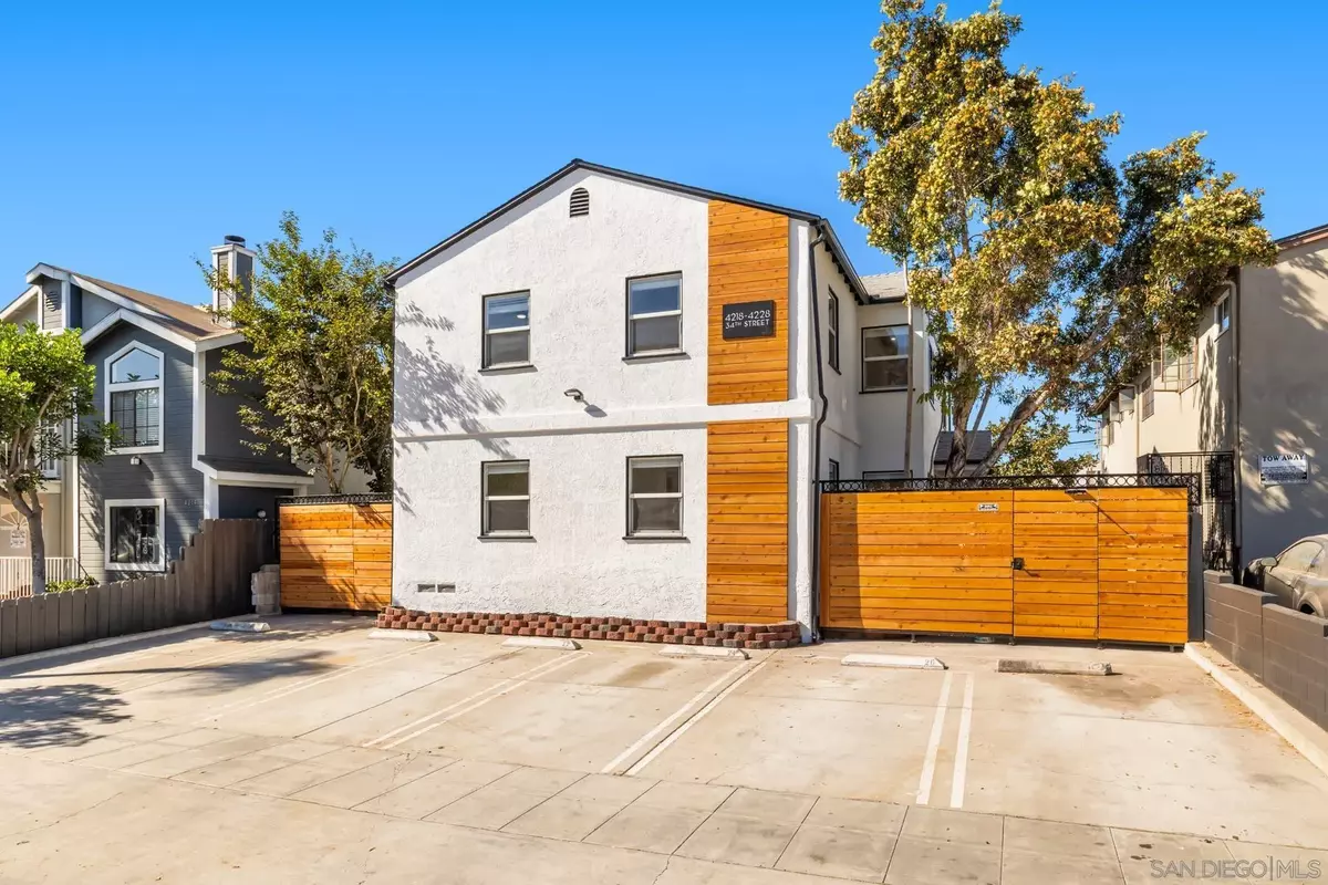 San Diego, CA 92104,4218-4228 34th Street