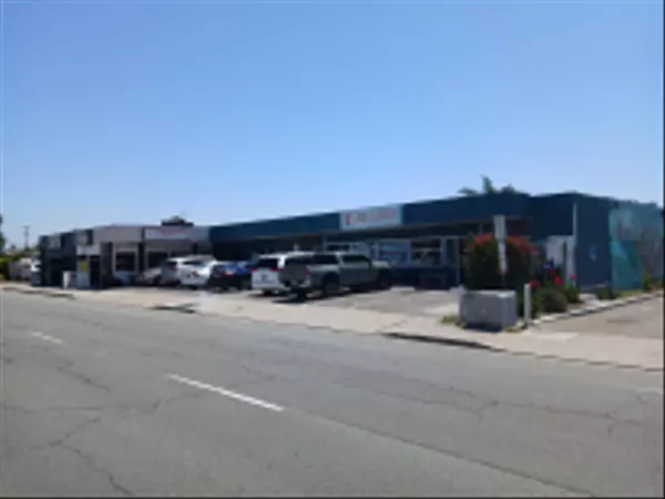 San Diego, CA 92111,7033-39 Linda Vista Rd.