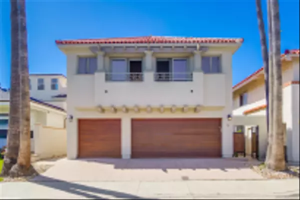 Coronado, CA 92118,8 Buccaneer Way