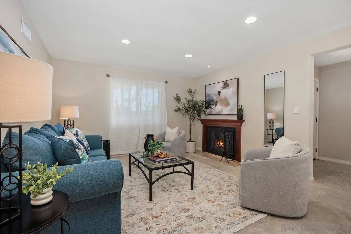 Poway, CA 92064,13961 Eastern Street