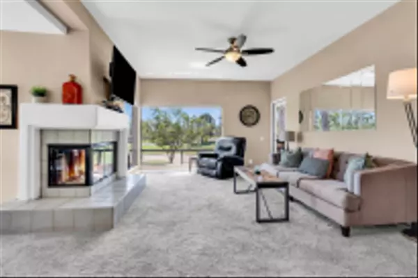 San Diego, CA 92128,12132 Royal Birkdale Row #302E