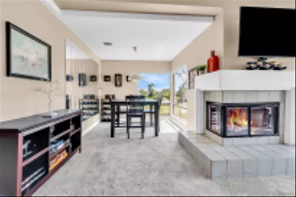 San Diego, CA 92128,12132 Royal Birkdale Row #302E