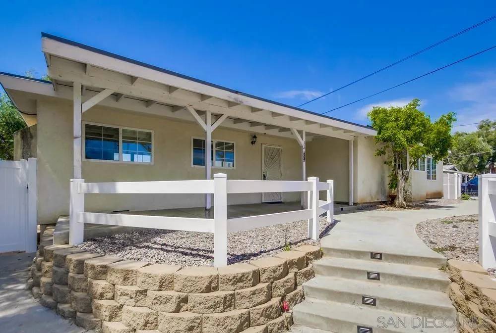 Lakeside, CA 92040,12224 Lemon Crest Drive