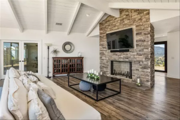 Ramona, CA 92065,16641 Eagles Crest Rd