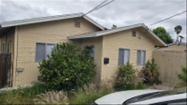 La Mesa, CA 91942,7380 Mohawk st.
