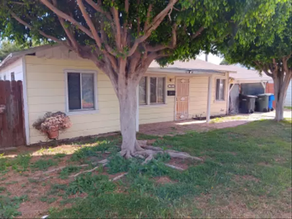 La Habra, CA 90631,902 E Greenwood Ave East