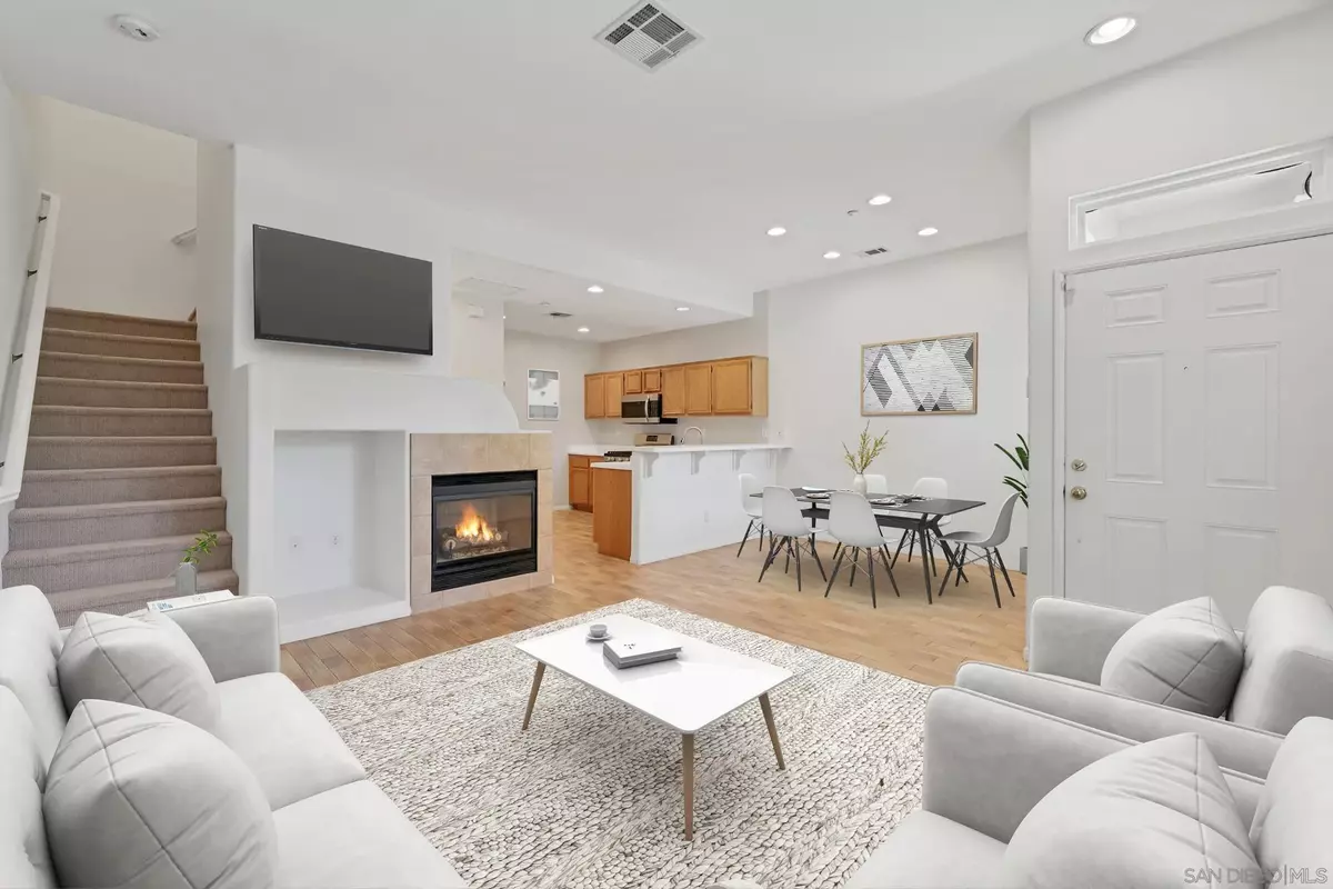 Carlsbad, CA 92009,6342 Citracado Cir