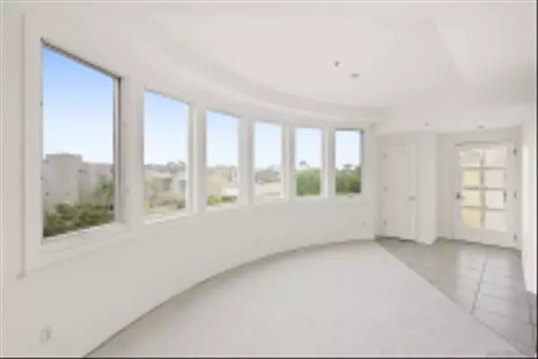 Coronado, CA 92118,1101 1st Street #416