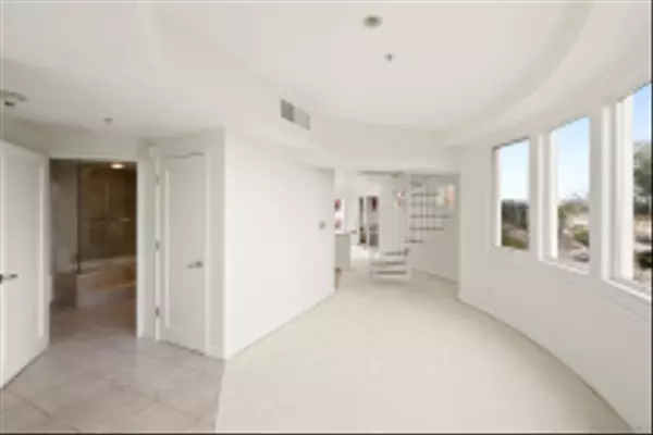 Coronado, CA 92118,1101 1st Street #416