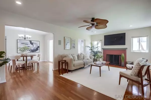 Coronado, CA 92118,309-11 E Ave
