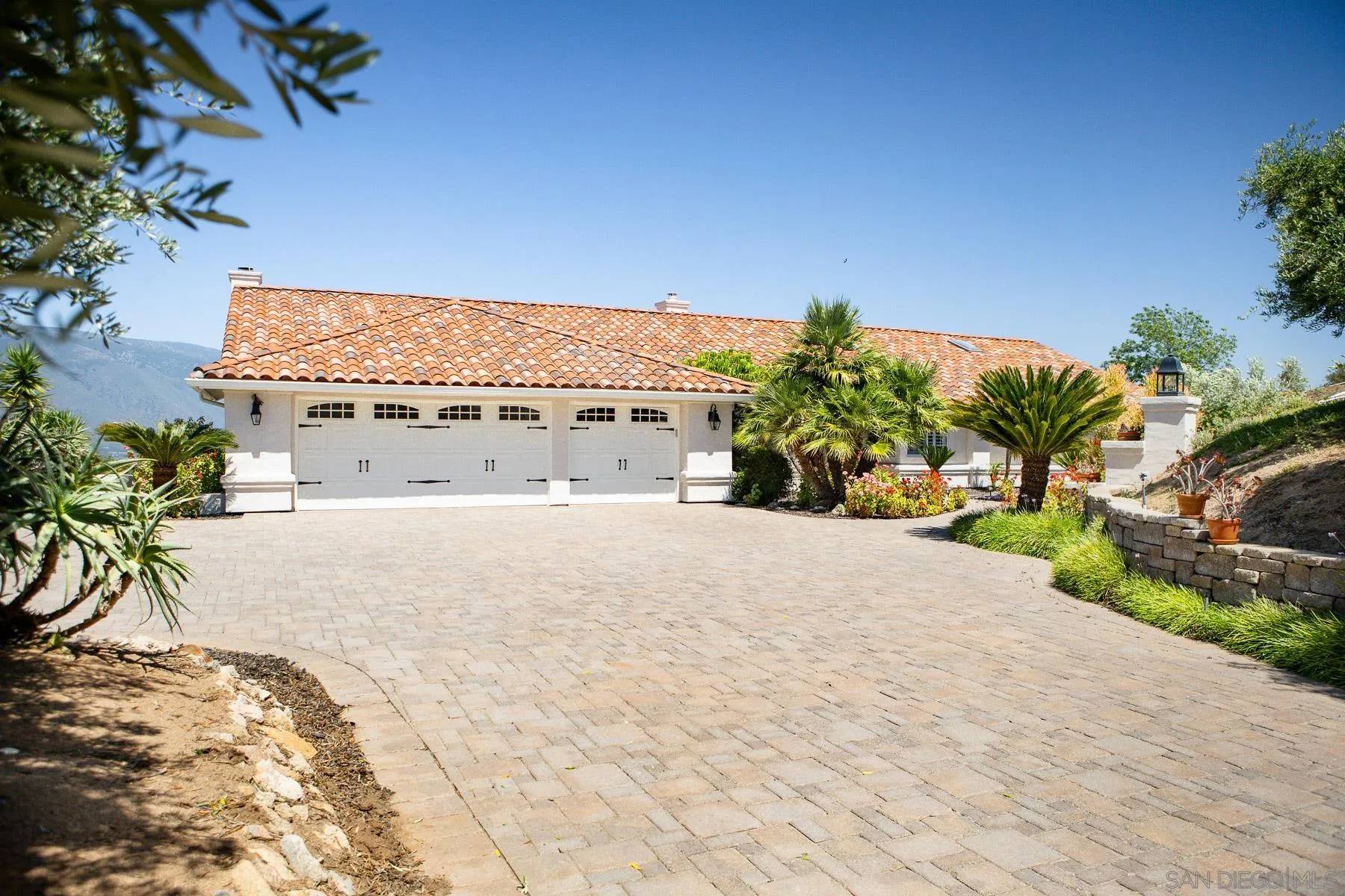 36591 Carney Rd, Valley Center, CA 92082