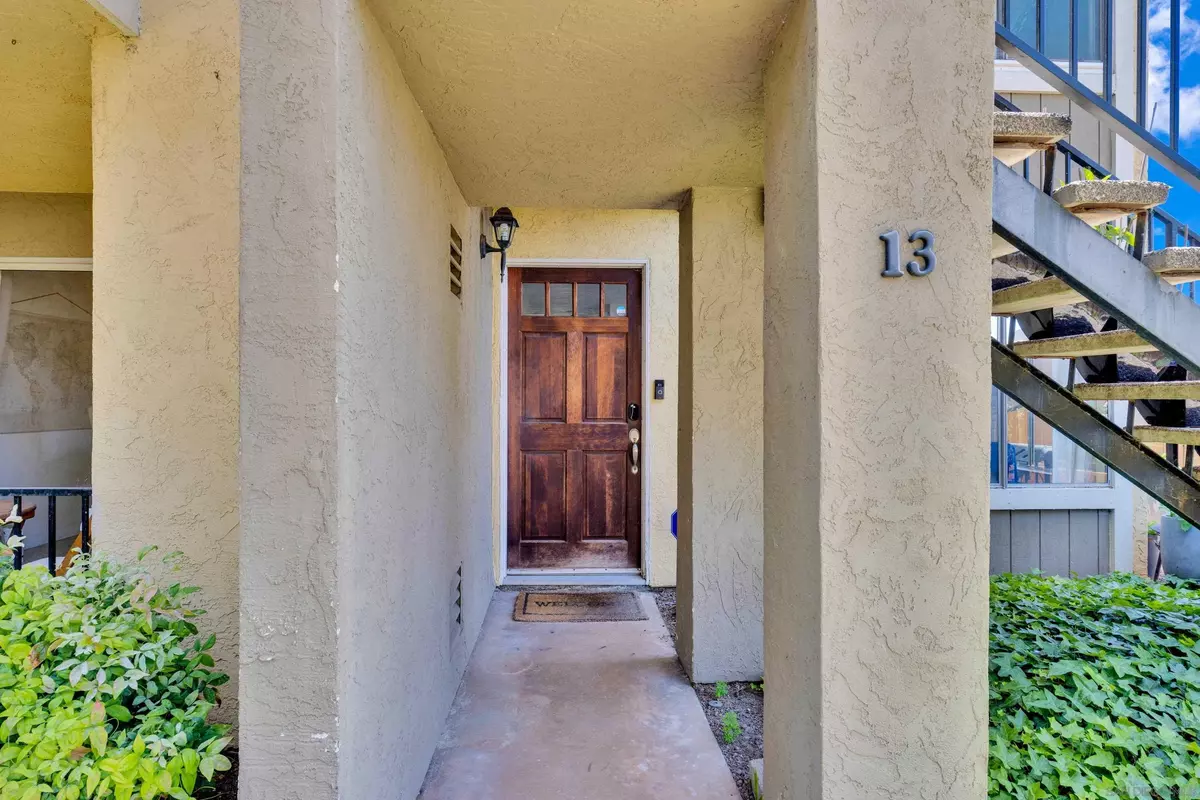 Escondido, CA 92025,535 N Beech St #13