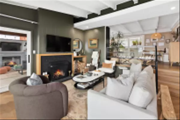 San Diego, CA 92117,3183 McGraw St