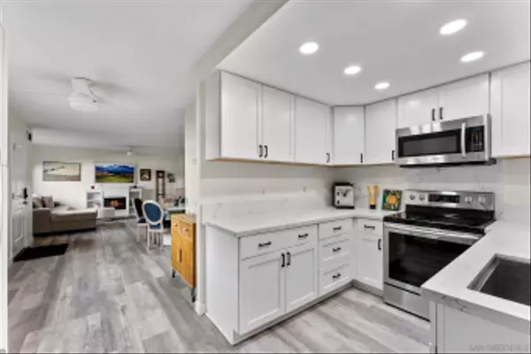 5269 Caminito Mindy, San Diego, CA 92105