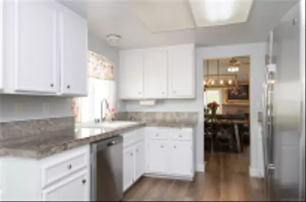 Escondido, CA 92029,1873 Guilder Gln