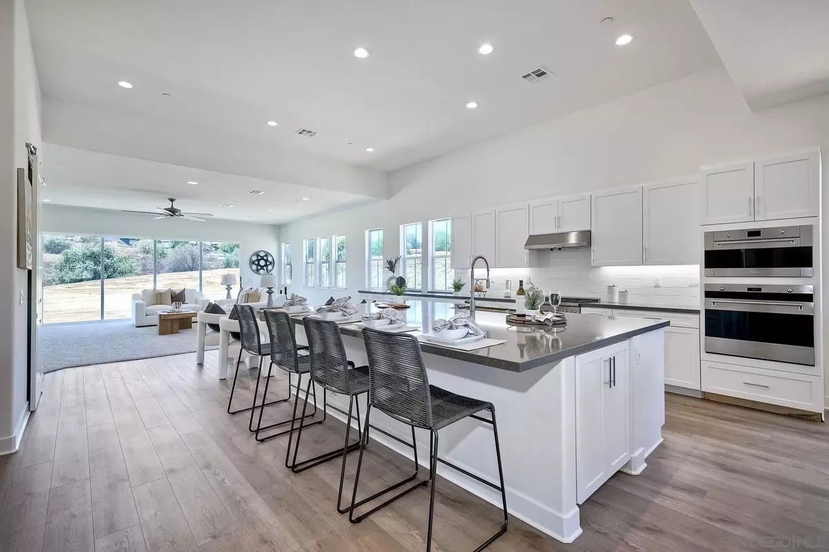 Valley Center, CA 92082,29568 Viking View Ln