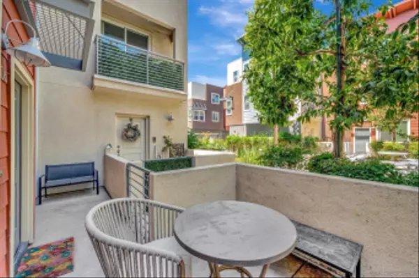 Escondido, CA 92025,316 Antoni Glen #906