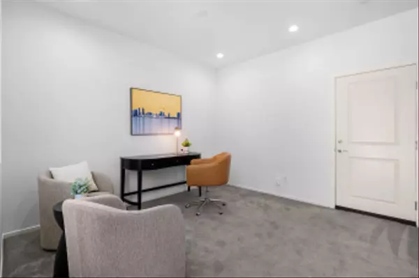 Escondido, CA 92025,316 Antoni Glen #906