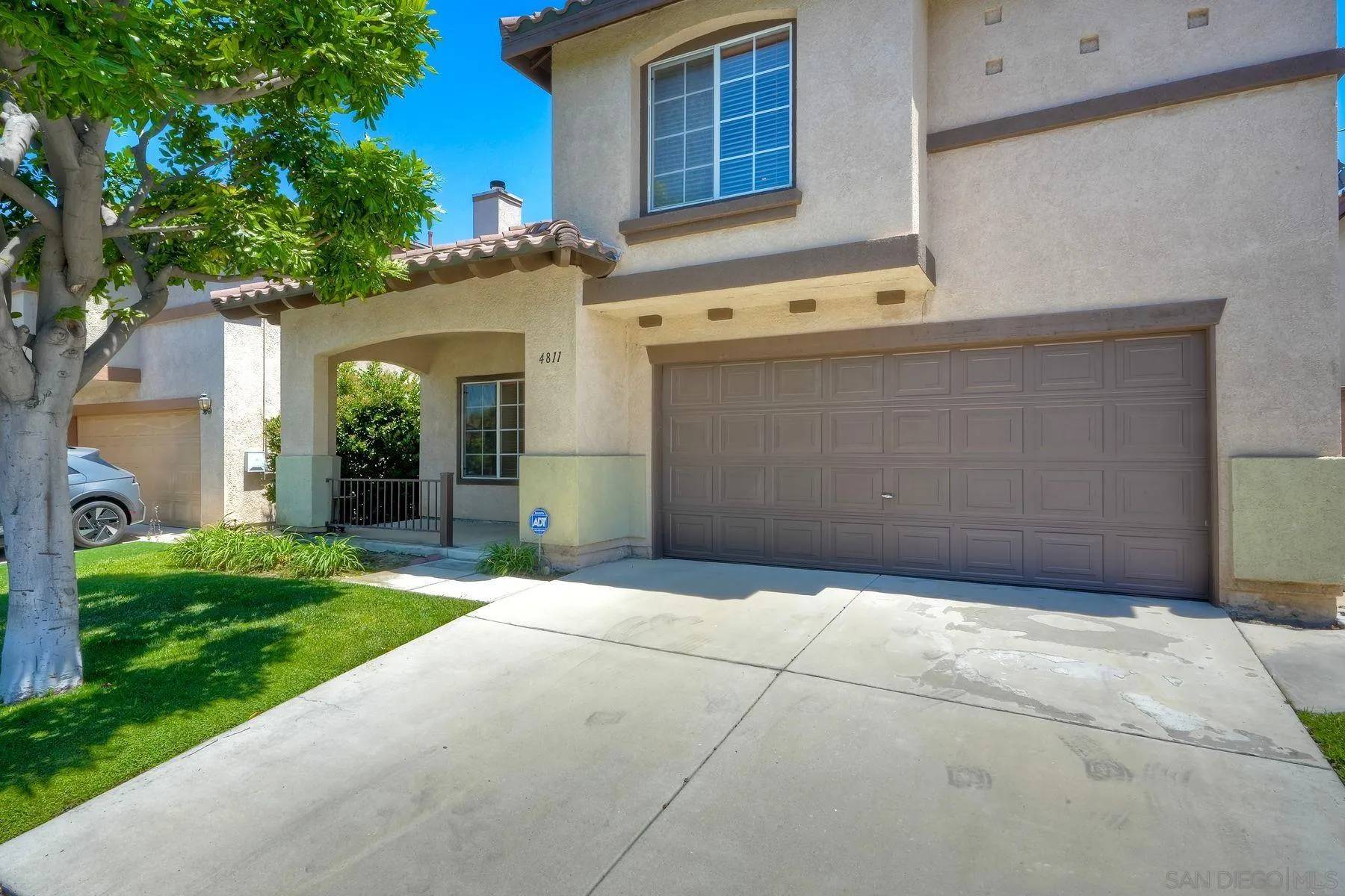 Oceanside, CA 92057,4811 Ventana Way