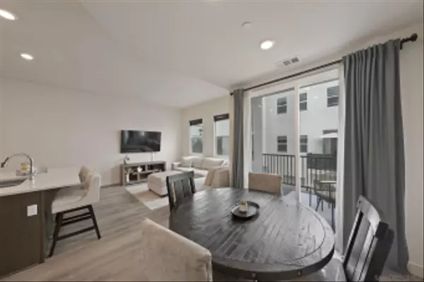 Chula Vista, CA 91915,2040 Mindoro Ln #6