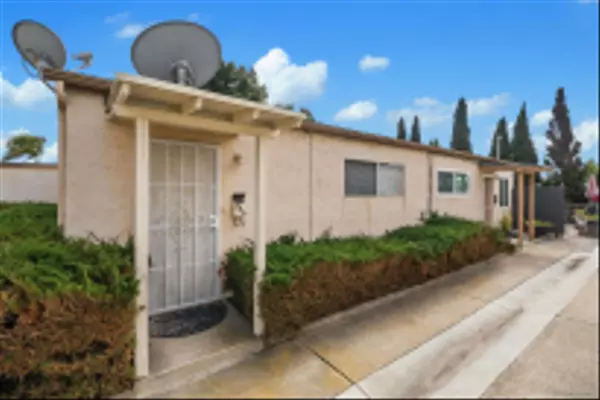 San Diego, CA 92117,3317-19 Jemez Dr