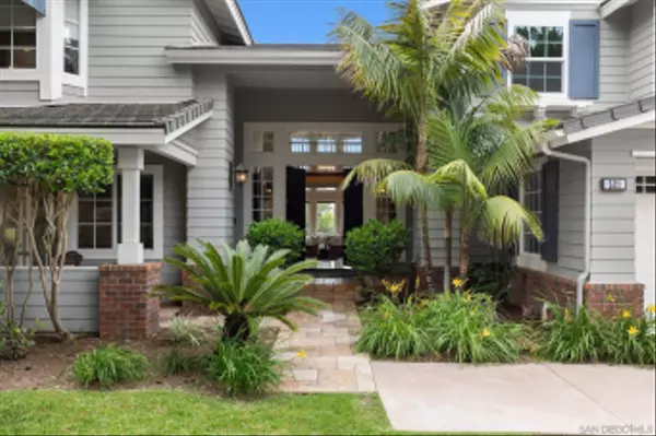 Encinitas, CA 92024,521 Latigo Row