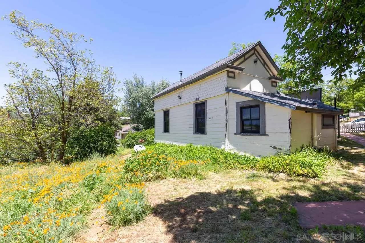 Julian, CA 92036,2605 Washington Street