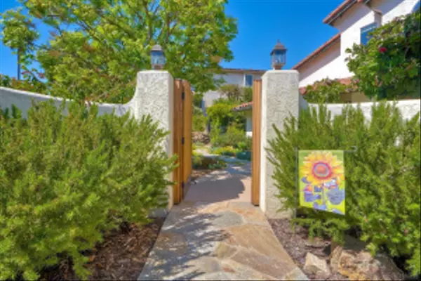 San Diego, CA 92127,17817 Aguacate Way