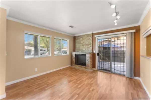 El Cajon, CA 92019,967 Amistad Pl #A