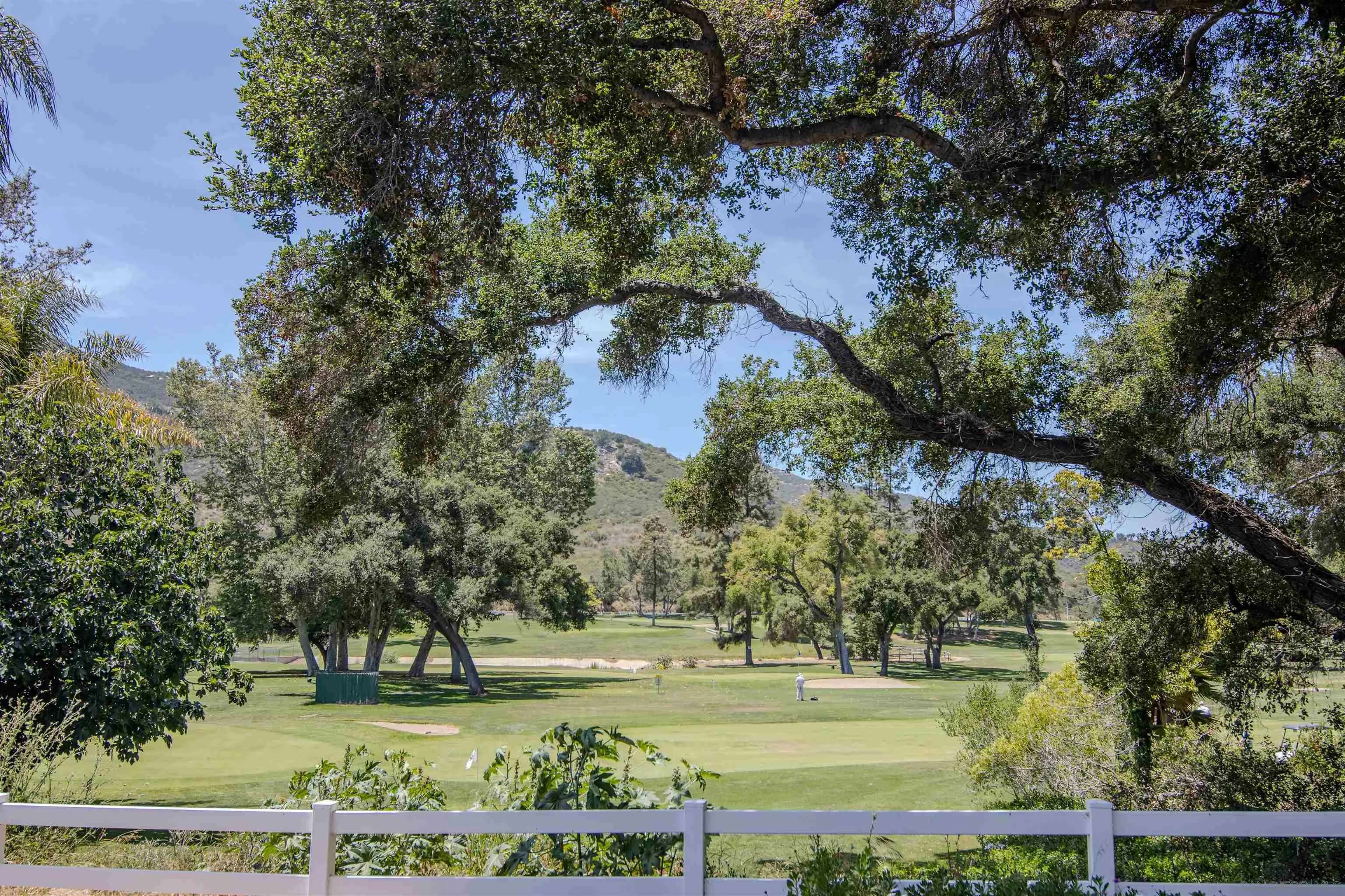 Escondido, CA 92026,8975 Lawrence Welk Dr Spc 45 #45