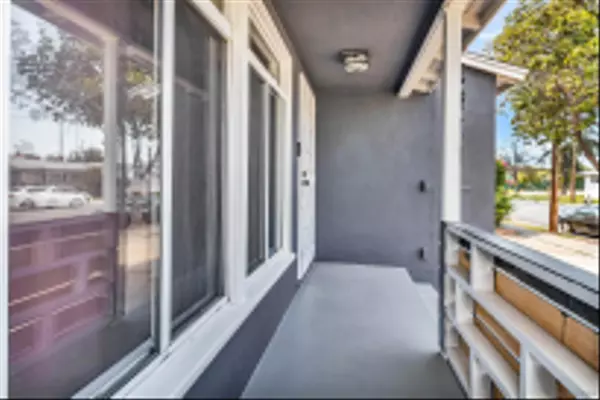 San Diego, CA 92105,3921 Juniper St