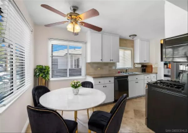 3921 Juniper St, San Diego, CA 92105