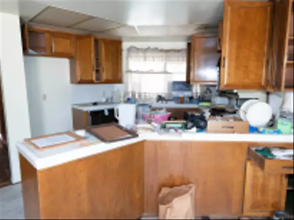 West Covina, CA 91791,2117 E Cameron Ave