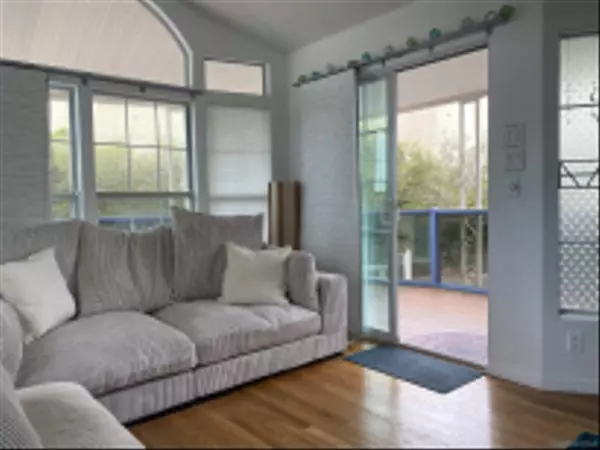 Oceanside, CA 92054,900 N Cleveland Street #94