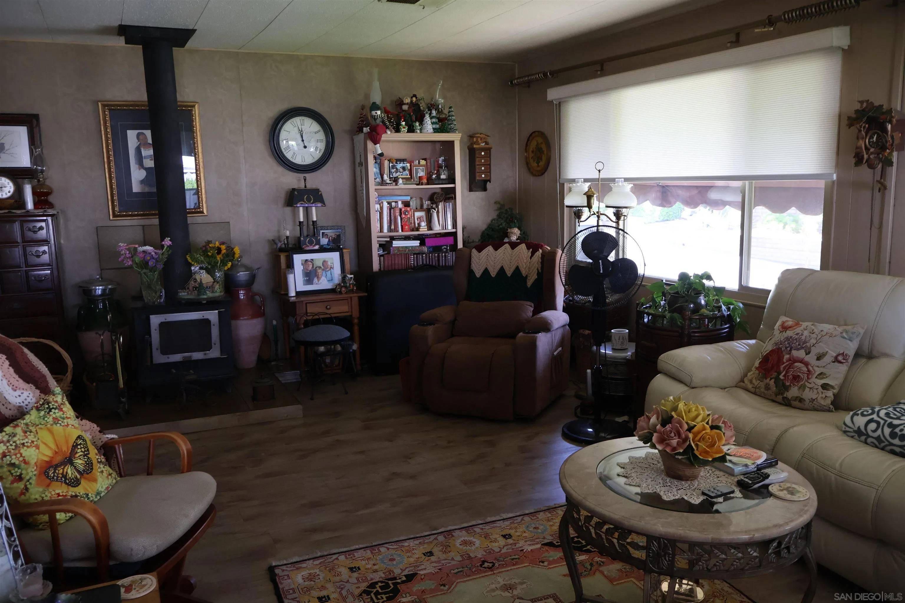 Fallbrook, CA 92028,4747 Oak Crest #48