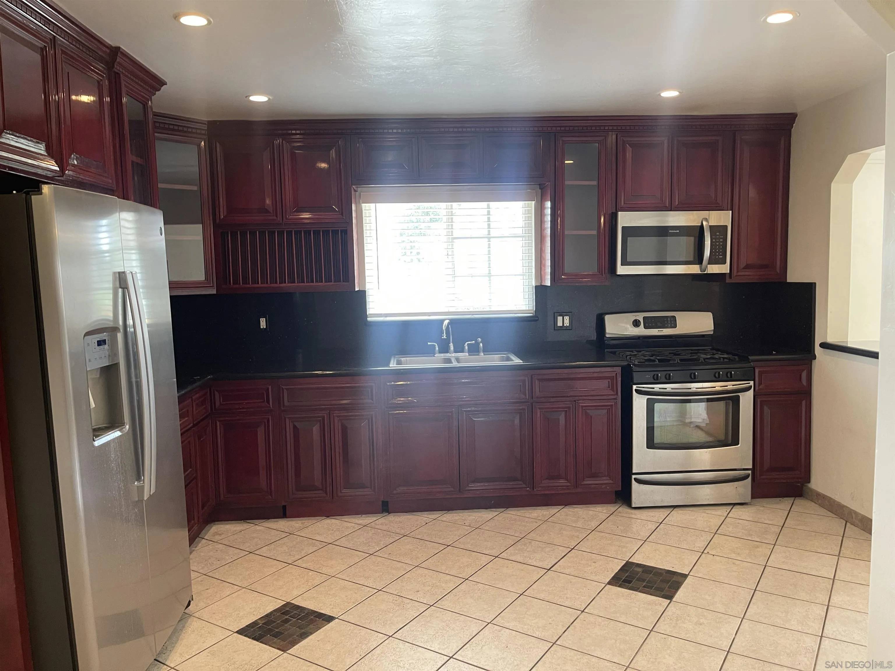 San Diego, CA 92109,2604 Magnolia Ave