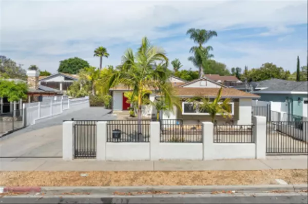 San Diego, CA 92120,6611 Crawford
