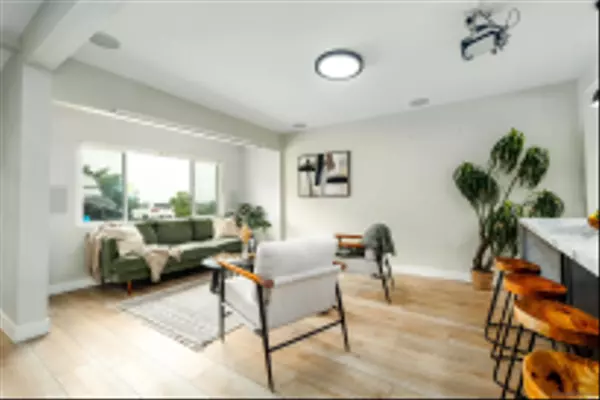 San Diego, CA 92114,6440 Madrone Ave