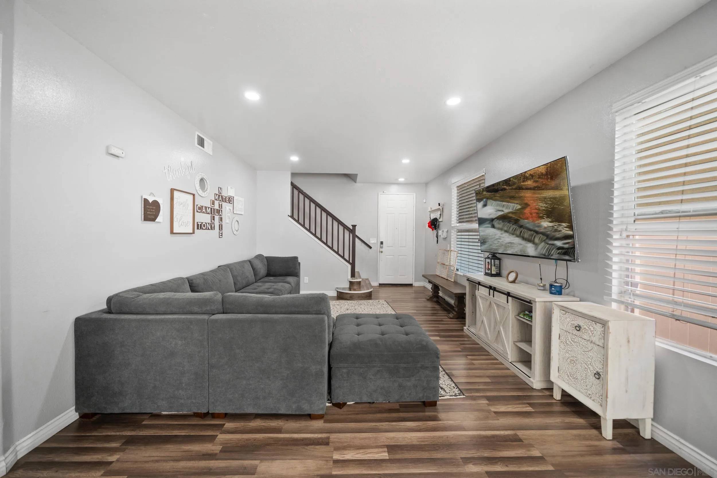 Perris, CA 92571,338 Camino De La Luna
