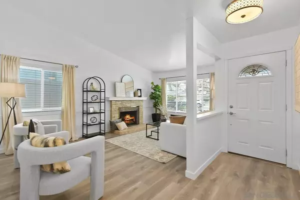 Santee, CA 92071,10240 Princess Marcie Dr