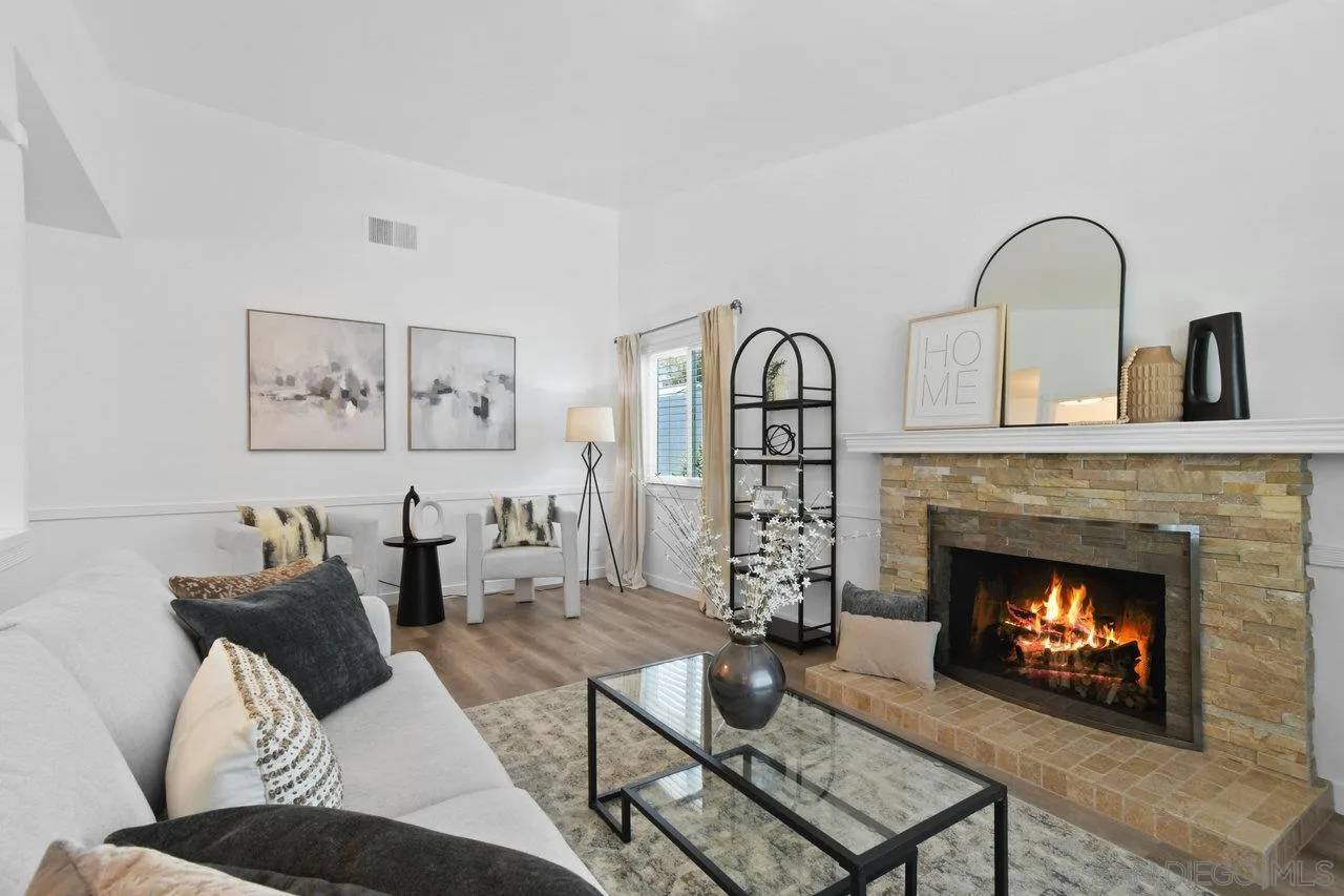 Santee, CA 92071,10240 Princess Marcie Dr