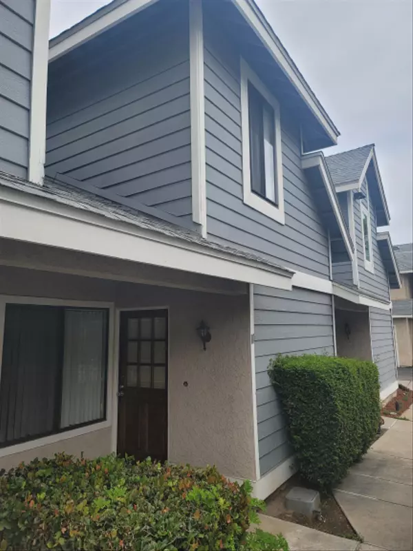 Poway, CA 92064,13230 Johannesberg Way #10