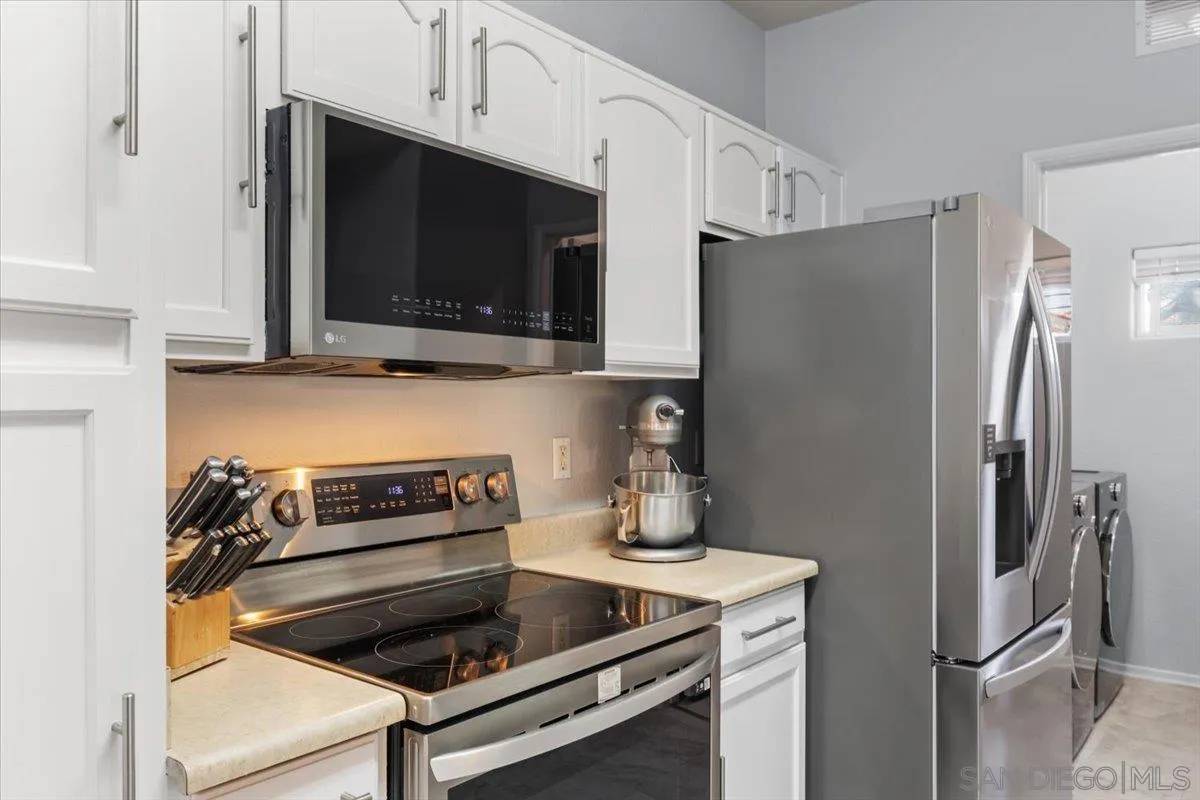 Murrieta, CA 92562,41410 Juniper st #2424
