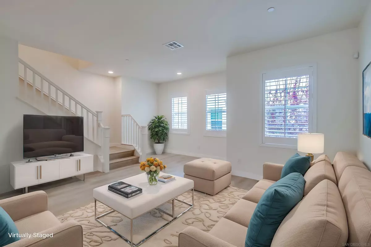 San Diego, CA 92130,12962 Peppergrass Creek Gate #43