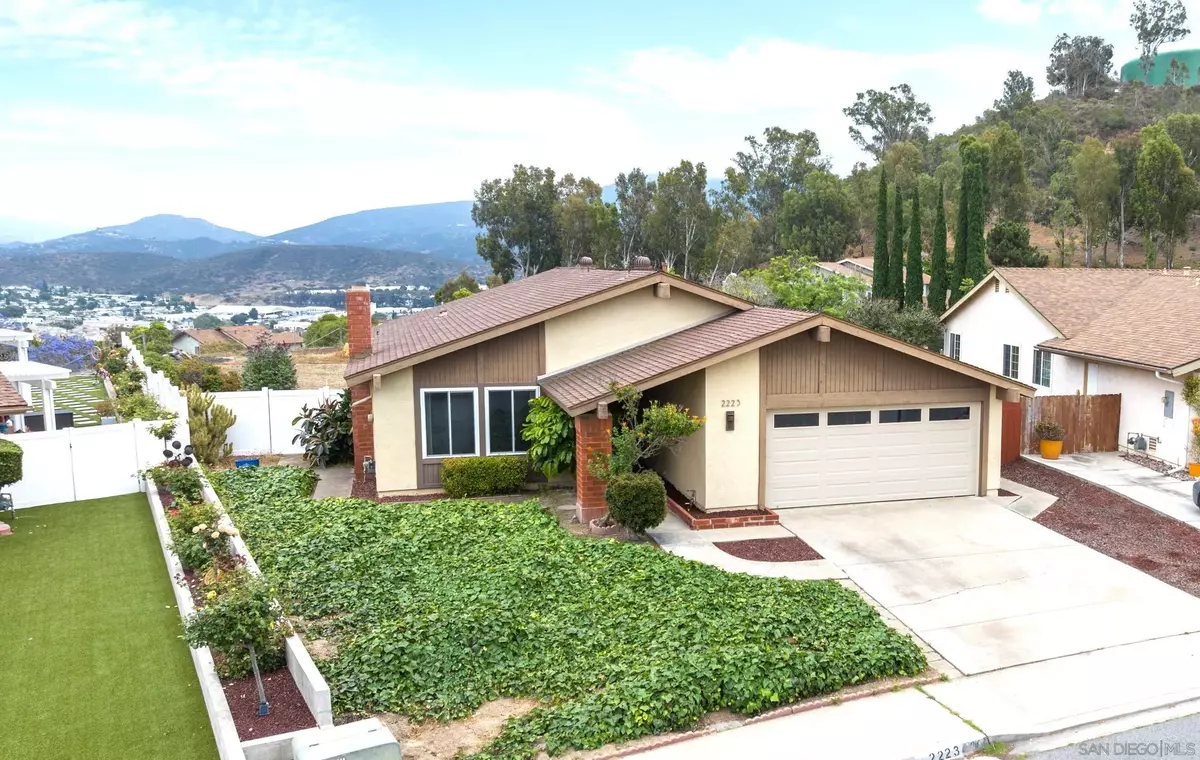 Spring Valley, CA 91977,2223 Casa Cielo