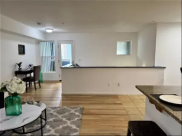 San Diego, CA 92110,3132 Cabrillo Bay Ln